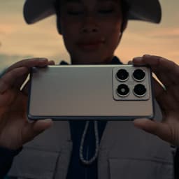 Advertising Campaign For A Smartphone Series cover image