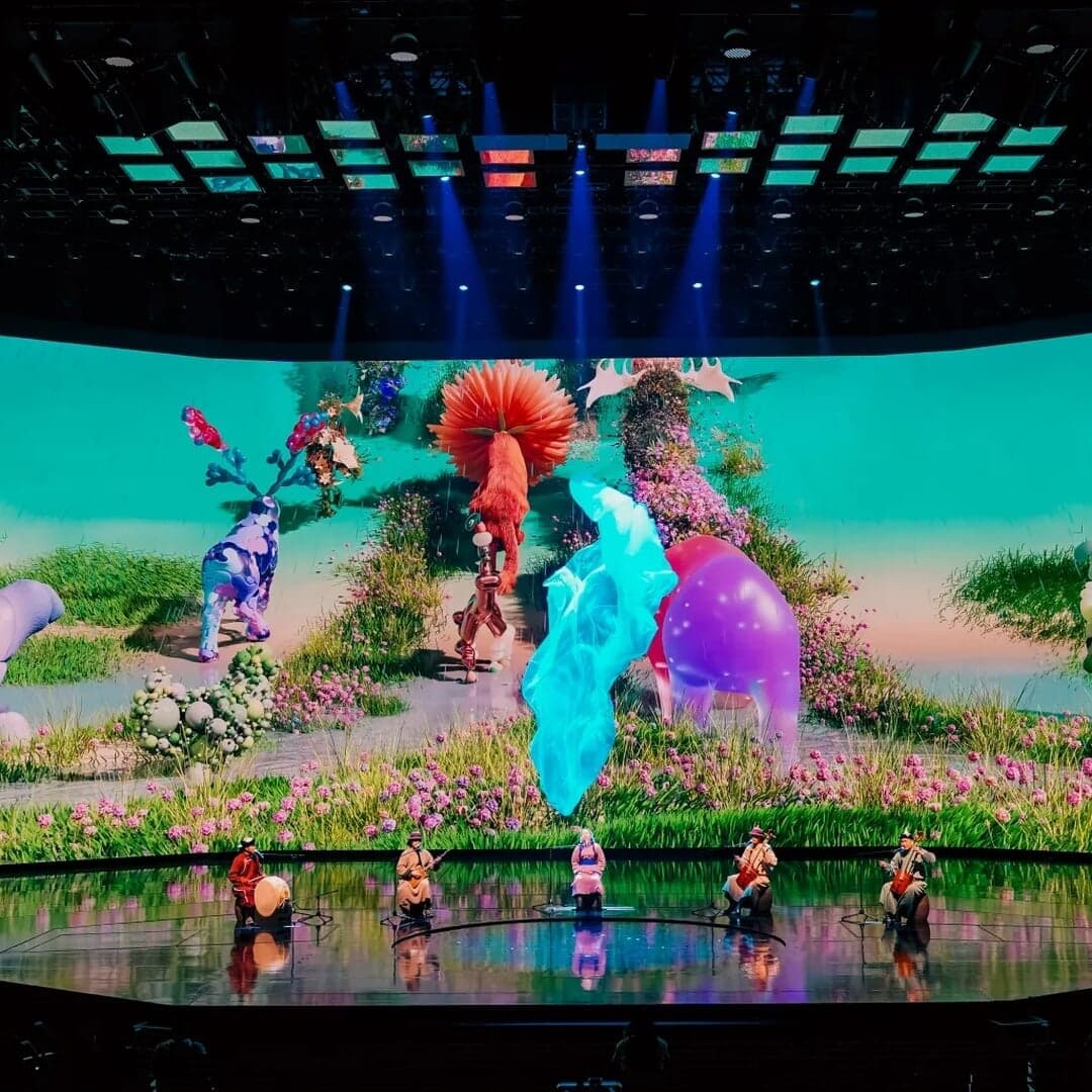 Immersive Installation For Bmw Electric Vehicles