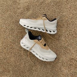 An Interactive Installation For A Unique Footwear Collaboration cover image