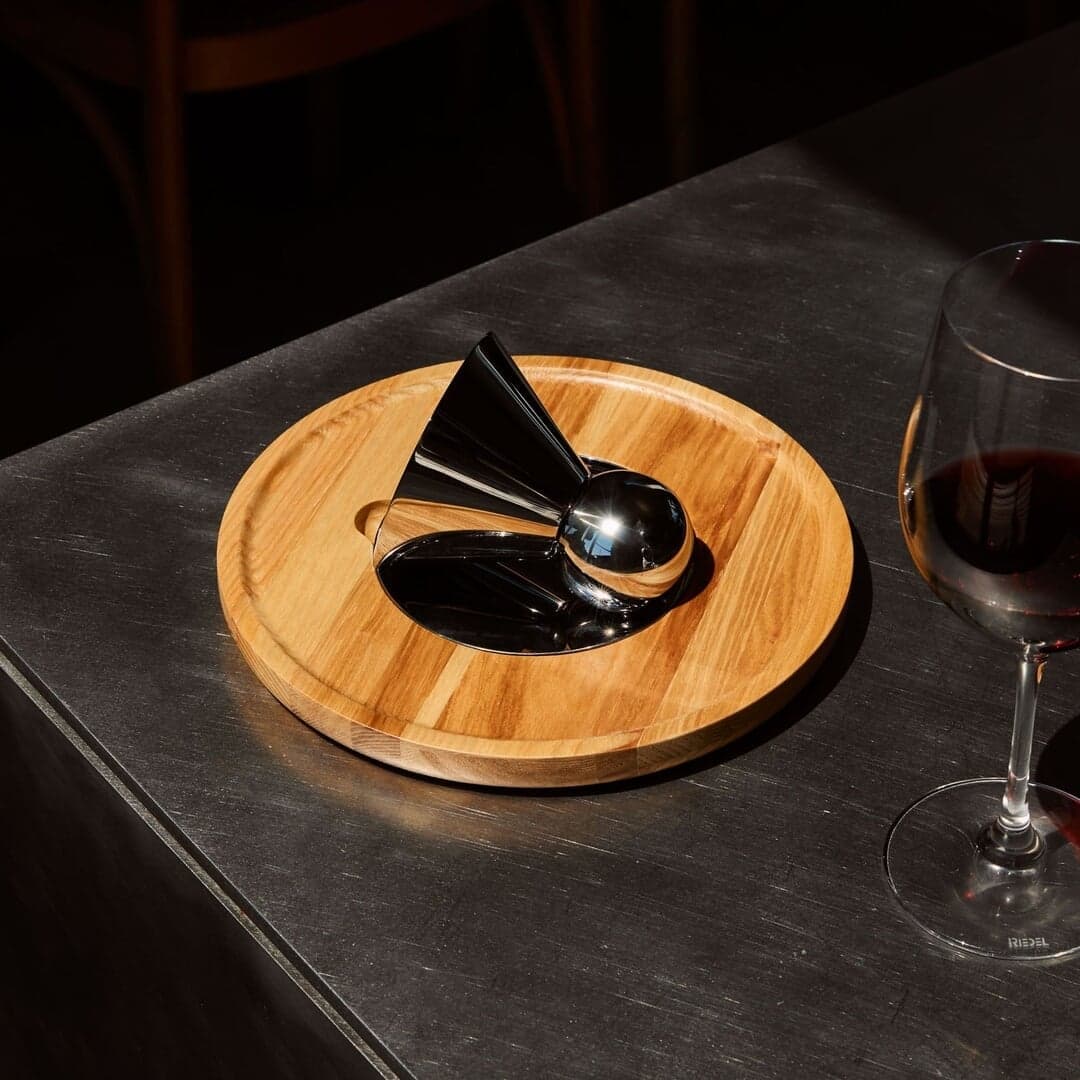 Brand Identity And E-commerce Website For Holcomb