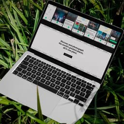 Brand Identity For A Travel Photography App cover image