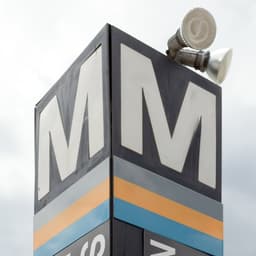 Digital Signage System For Washington Metropolitan Area Transit Authority cover image