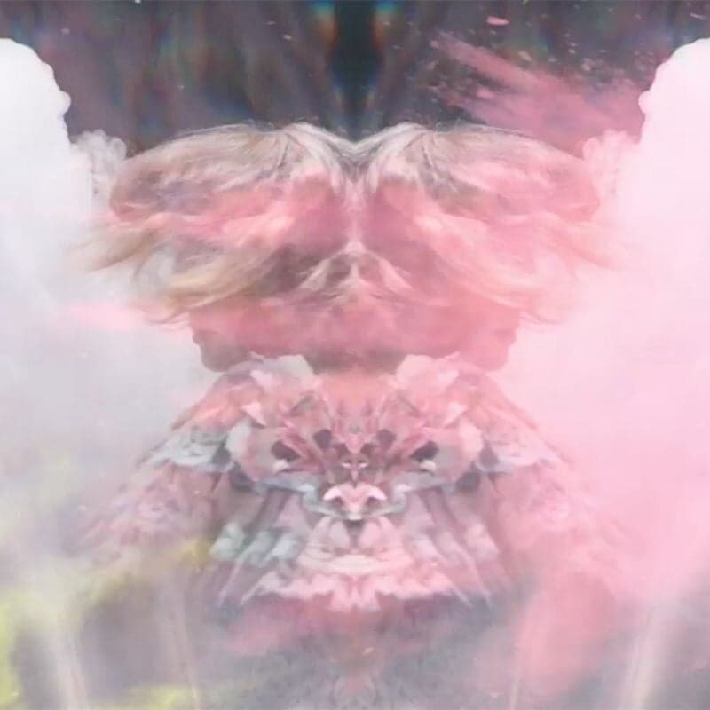 Digital Campaign For Chanel No5 L'eau