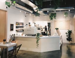 Visual Identity For Rooted Juicery - thumbnail 2