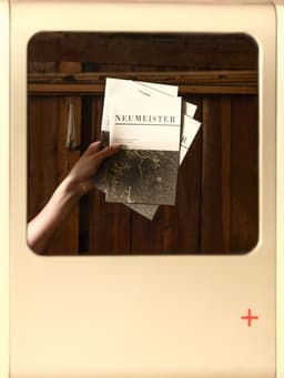 Brand World And Packaging For A Winery  - thumbnail 6