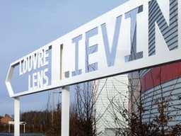 Urban Signage Design For The Louvre-lens Vicinity - thumbnail 4