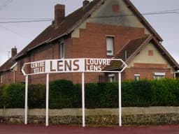 Urban Signage Design For The Louvre-lens Vicinity - thumbnail 5