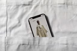 App Design For A Fashion Concierge Service - thumbnail 2