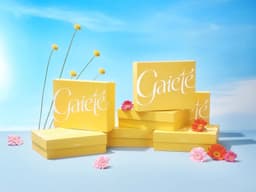 Brand Identity And E-commerce Experience For A Floral Fashion Label  - thumbnail 2