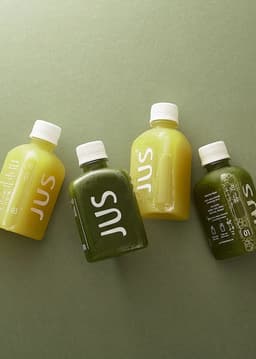 Brand Identity And Packaging For A Cold-pressed Juice Pioneer  - thumbnail 9