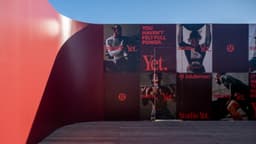 Campaign Identity For Lululemon Train - thumbnail 9