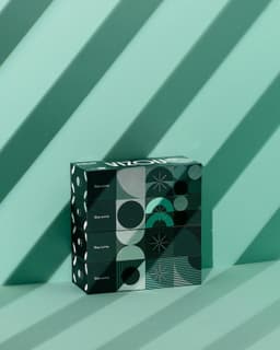 Branding And Packaging Design For Vizou Reading Glasses - thumbnail 9