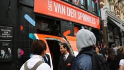 Experiential Pop-up For Easyjet's Dutch Travel Campaign - thumbnail 5