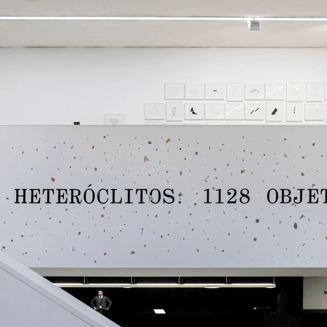 Exhibition Design For Heteroclites 1128 Objects