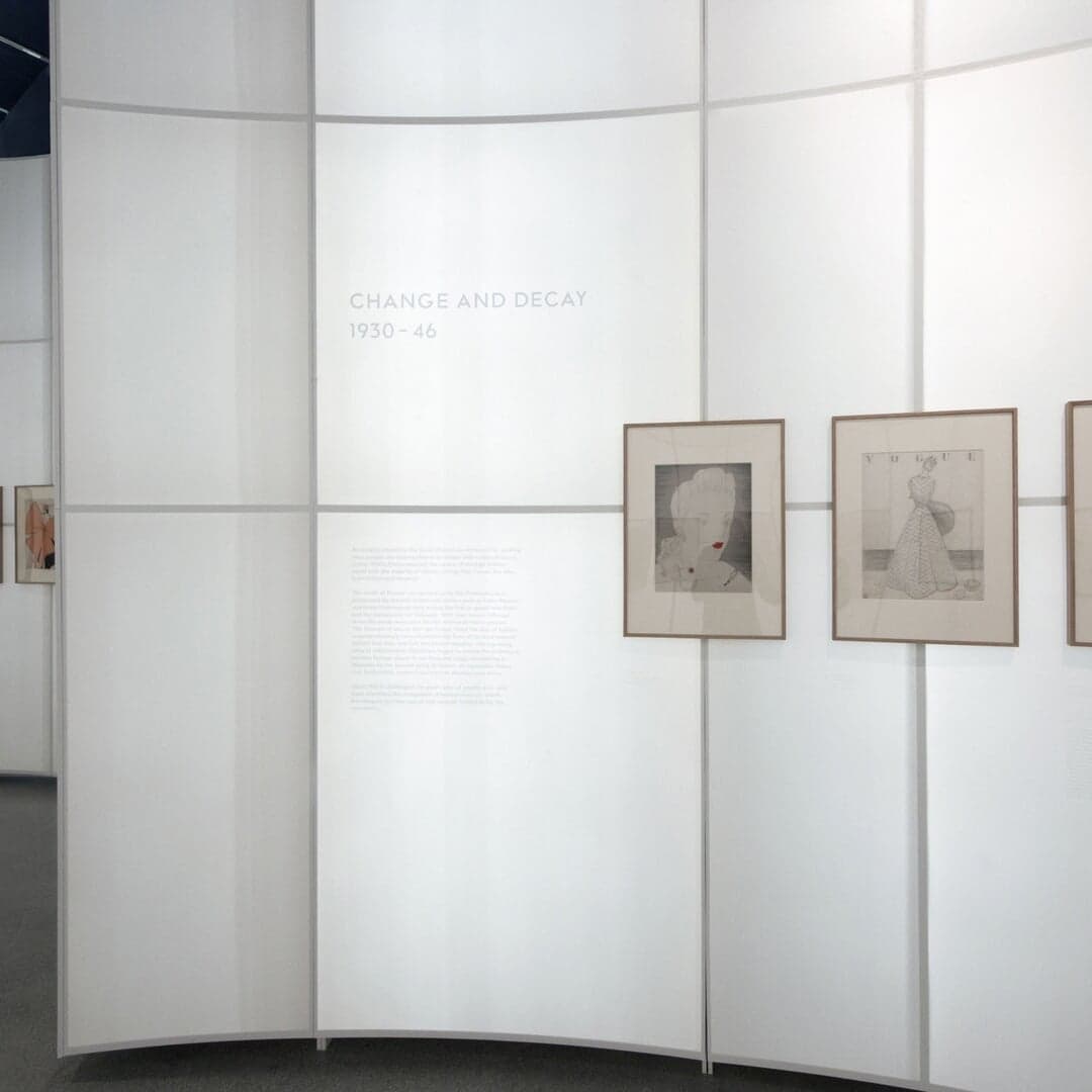 Exhibition Design For Drawing Fashion