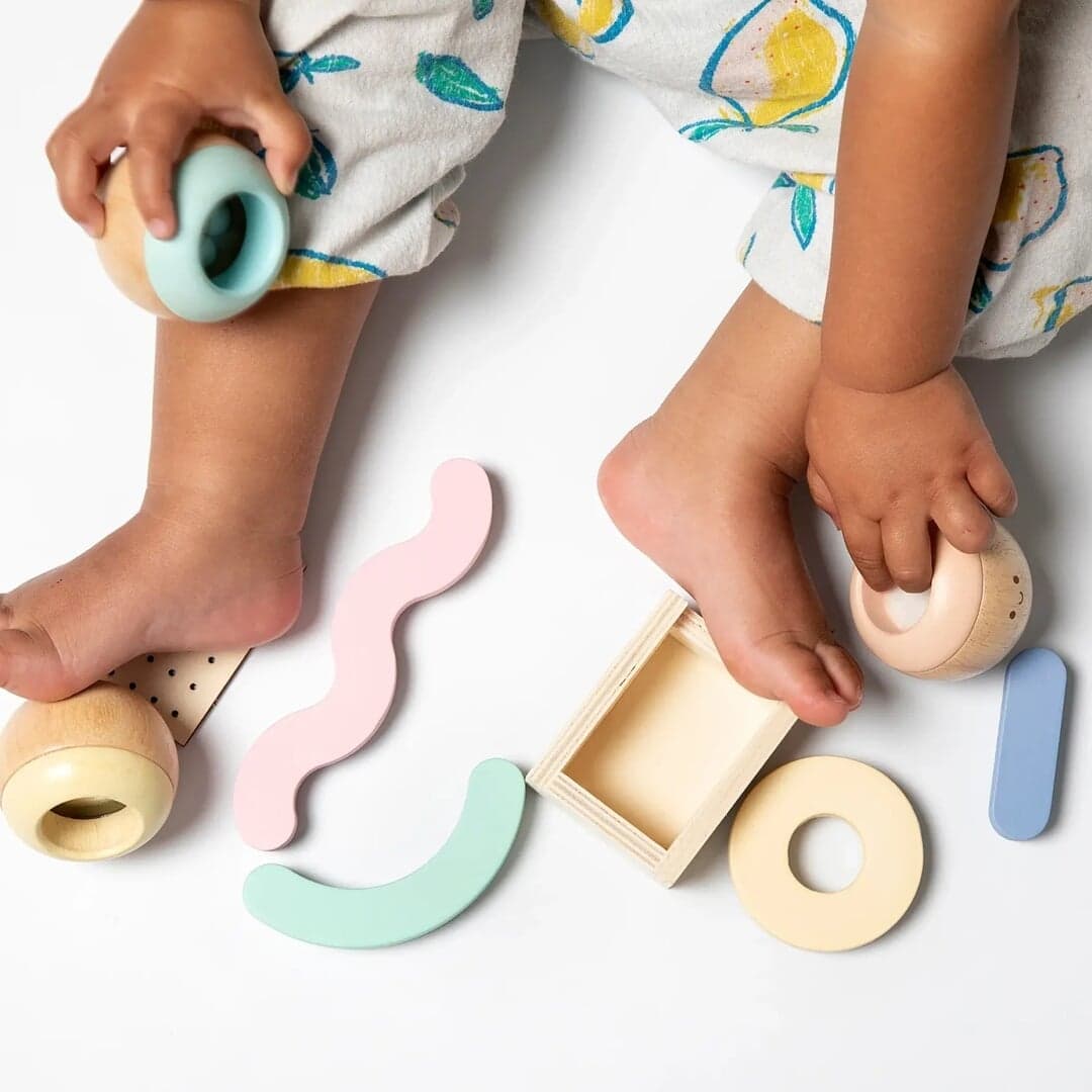 Visual Identity For The British Council Bilingual Baby Club